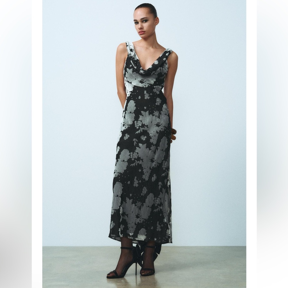 ZARA LONG VELVET BLUE/BLACK